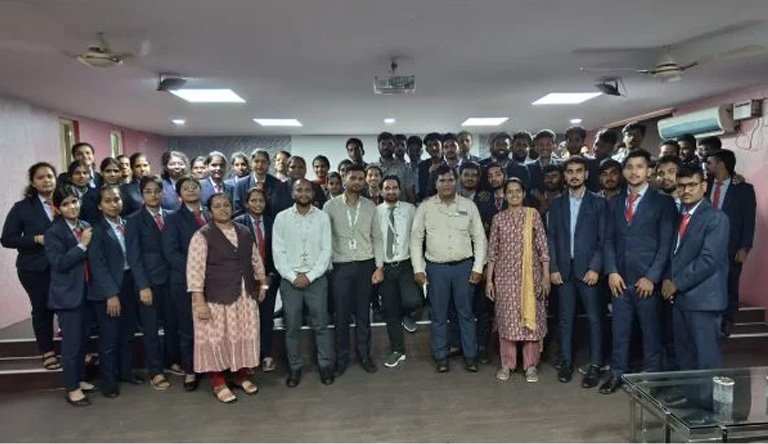 Alumni Talk Series (19/04/2024)